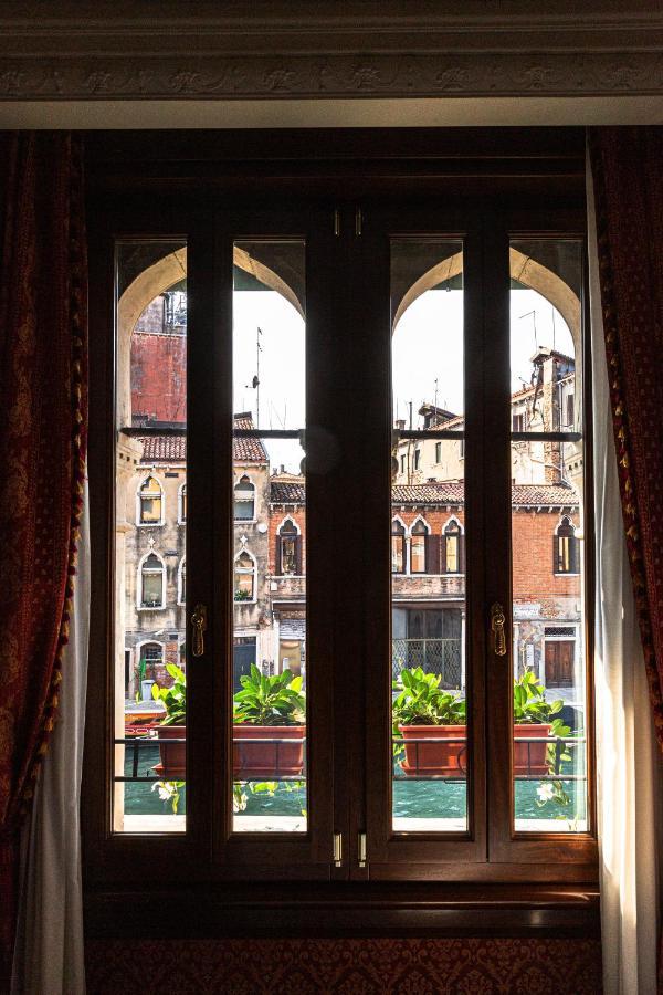 Palazzina Veneziana Hotel Bagian luar foto